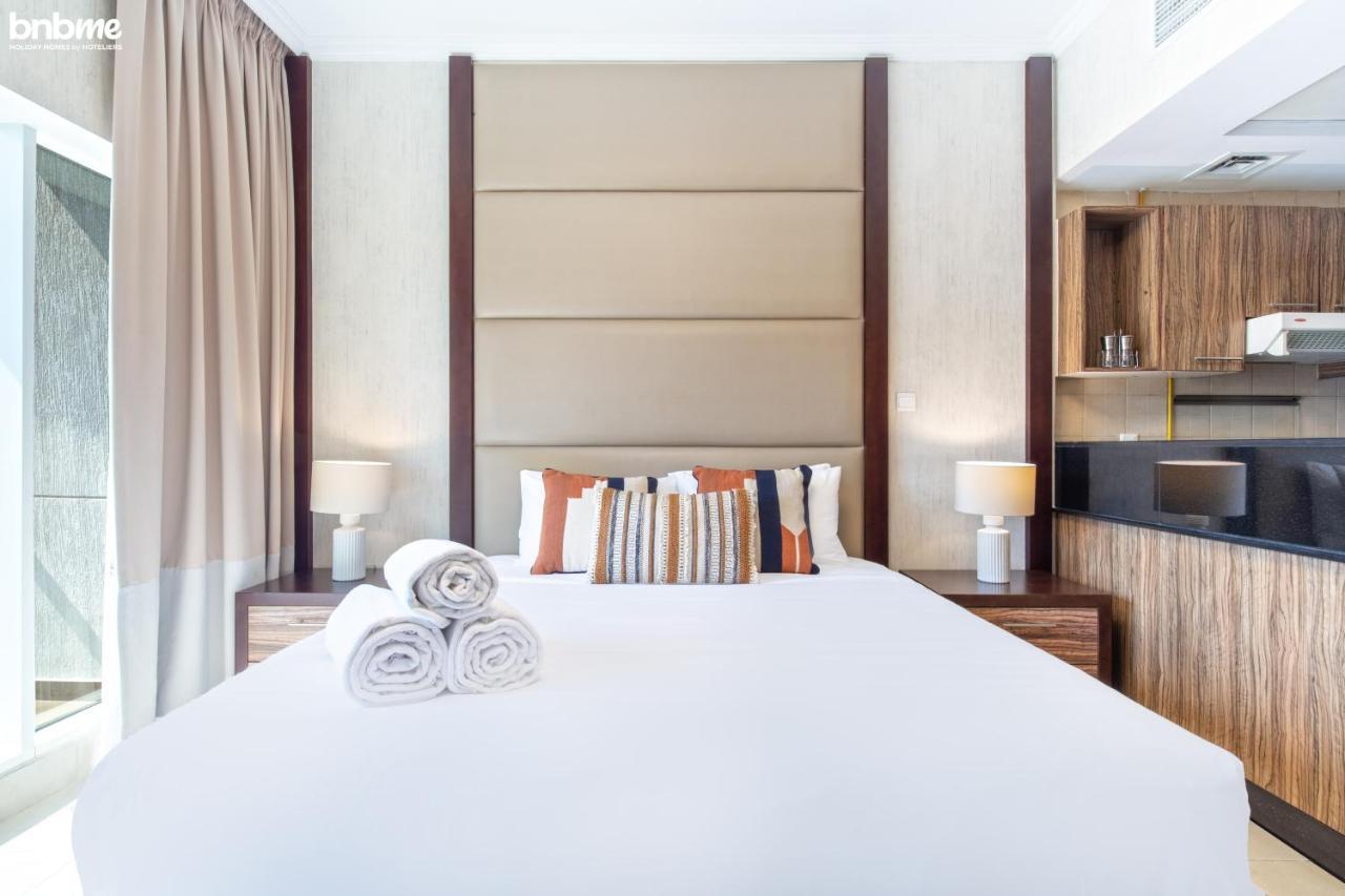 דובאי Bnbmehomes - Spacious Studio In Downtown Near Burj Khalifa - 1703 מראה חיצוני תמונה